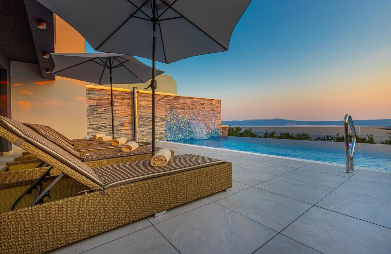 Luxury Villa Lorena With Heated Pool, Jacuzzi,Sauna And Seaview Crikvenica Zewnętrze zdjęcie