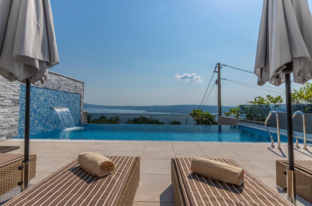 Luxury Villa Lorena With Heated Pool, Jacuzzi,Sauna And Seaview Crikvenica Zewnętrze zdjęcie